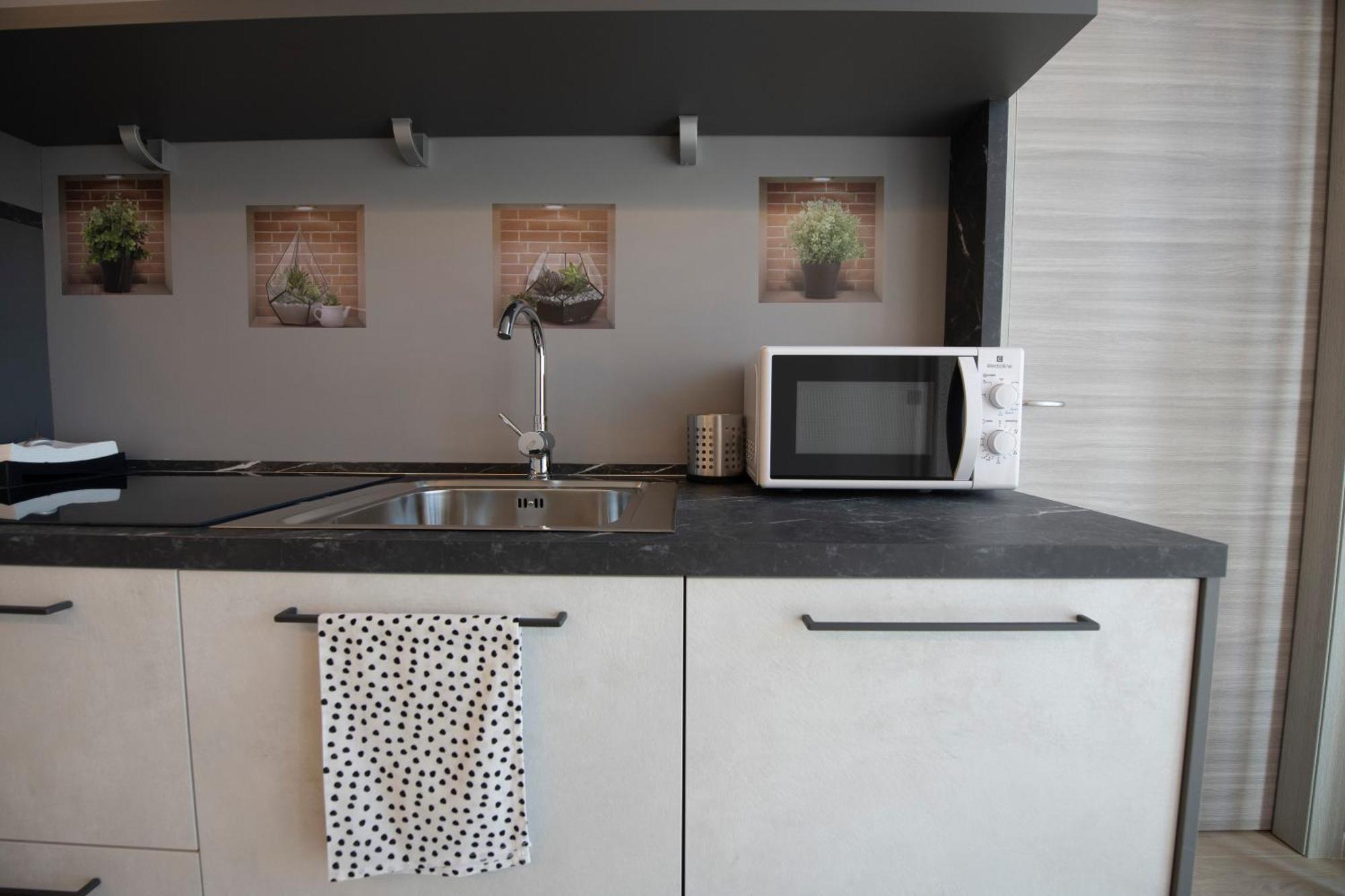 243B - Appartamento Mignon - Sara Home Chiavari, 200Metri Dal Mare Exteriör bild