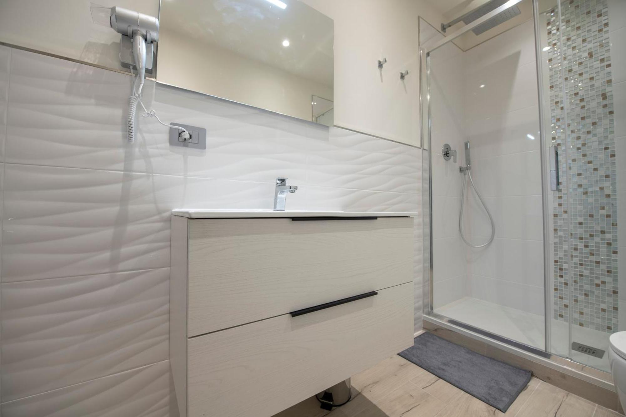 243B - Appartamento Mignon - Sara Home Chiavari, 200Metri Dal Mare Exteriör bild